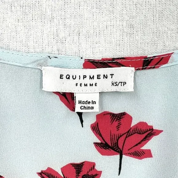 EQUIPMENT Layla Floral Print Silk Cami Tank Womens XS Blue Red Spaghetti Strap - Picture 14 of 16